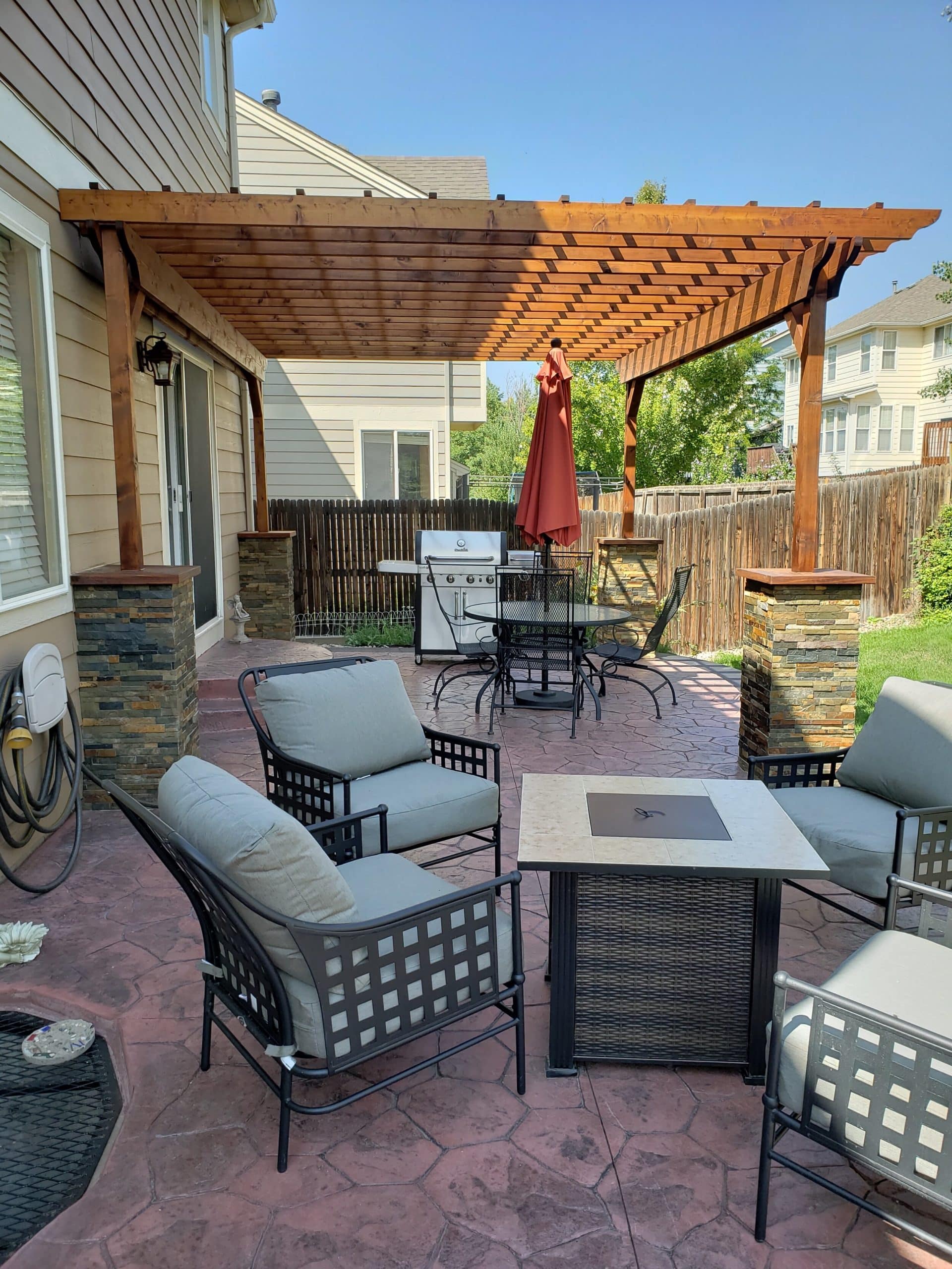 Patio furniture in a home's back yard